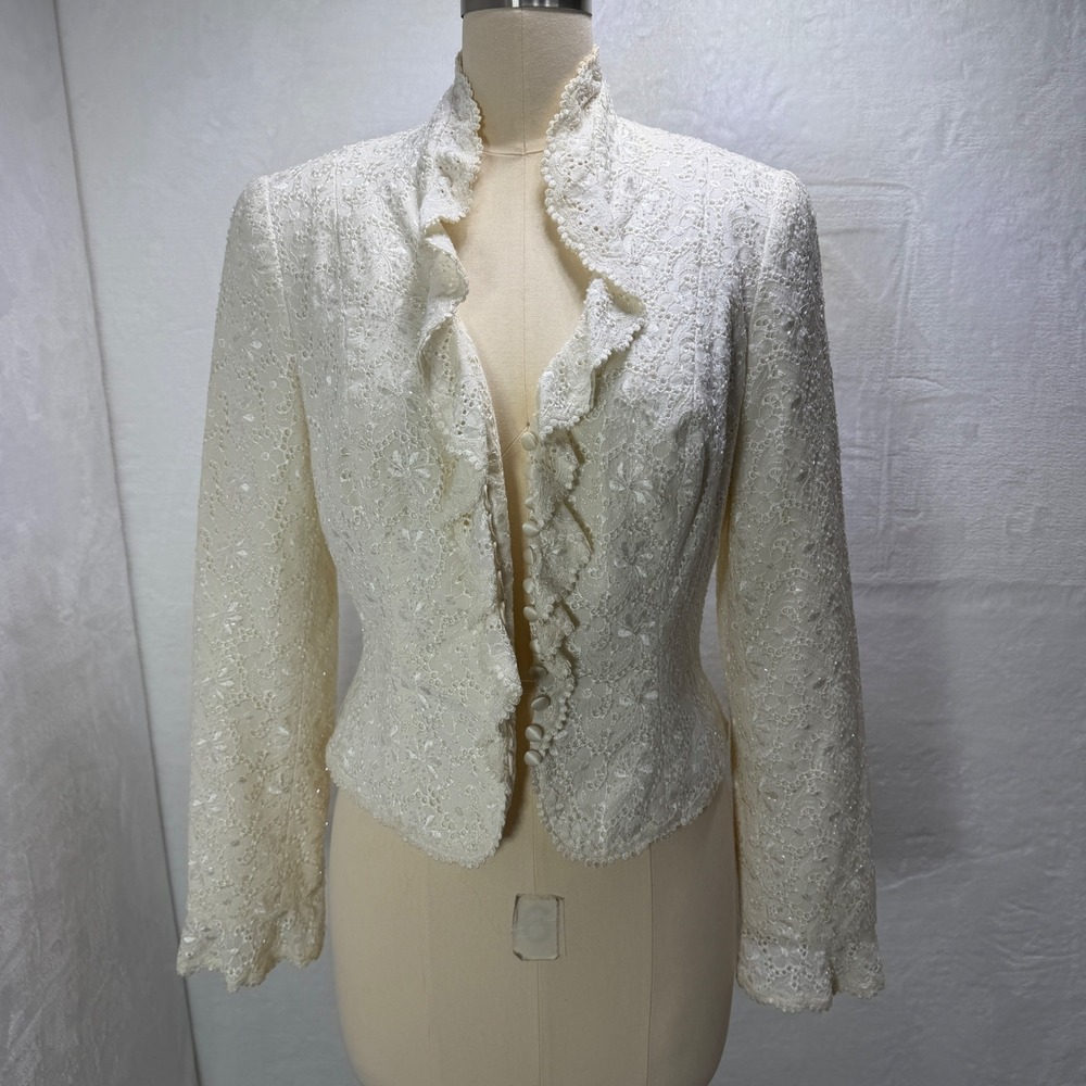 Carmen Marc Valvo Cream Eyelet Lace Beaded Sequin Evening Jacket Bolero 6 Formal